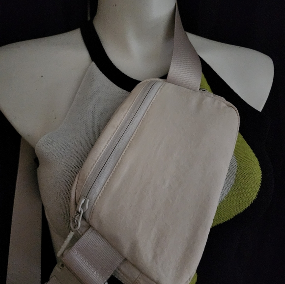 Luluelemon Brand NWT (2) - Picture 5 of 5